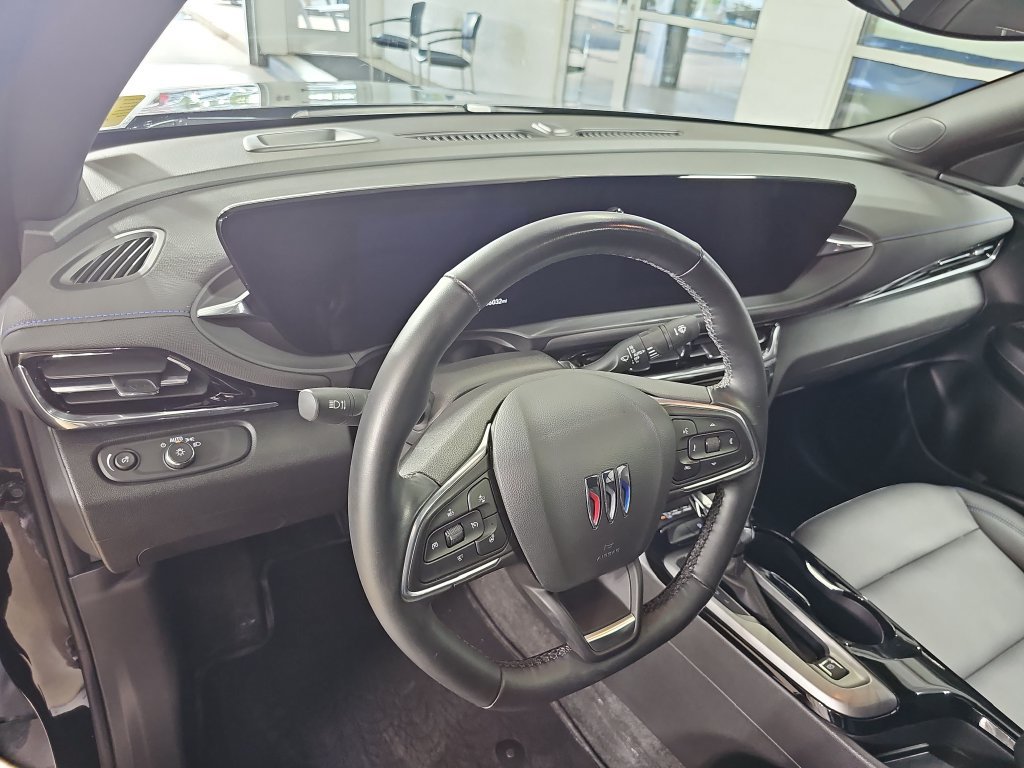 Used 2024 Buick Envista Sport Touring w/ Convenience I Package FWD image 21