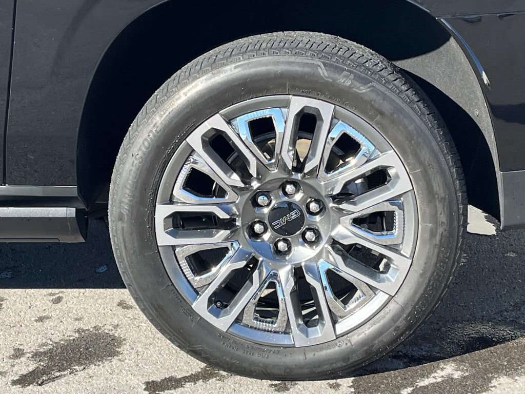 Used 2024 GMC Yukon XL Denali Ultimate image 13