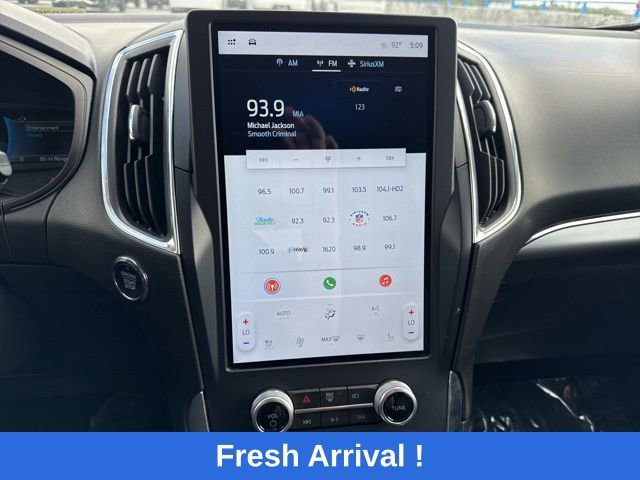 Used 2022 Ford Edge Titanium image 6