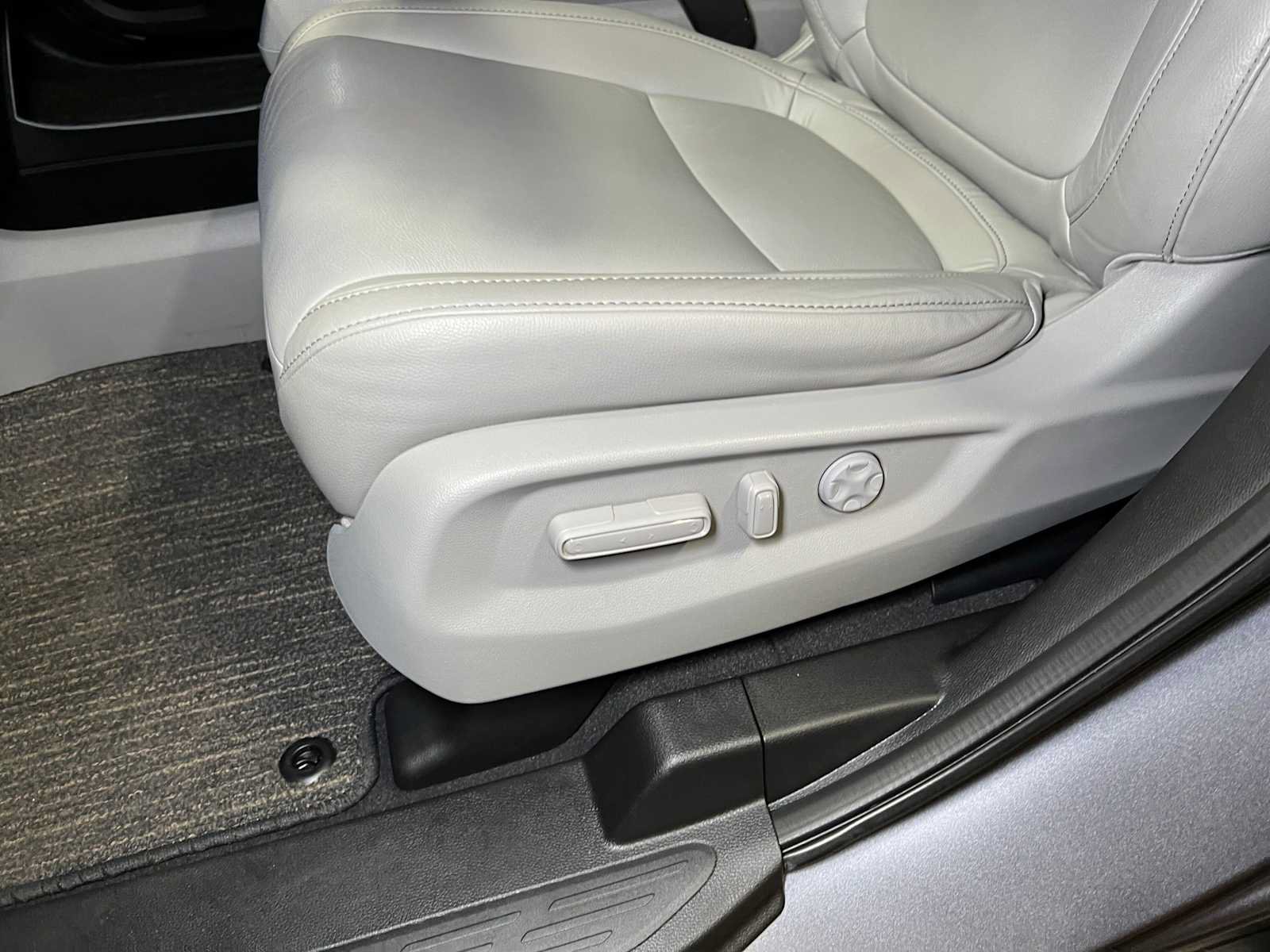 Used 2022 Honda Odyssey EX-L image 26