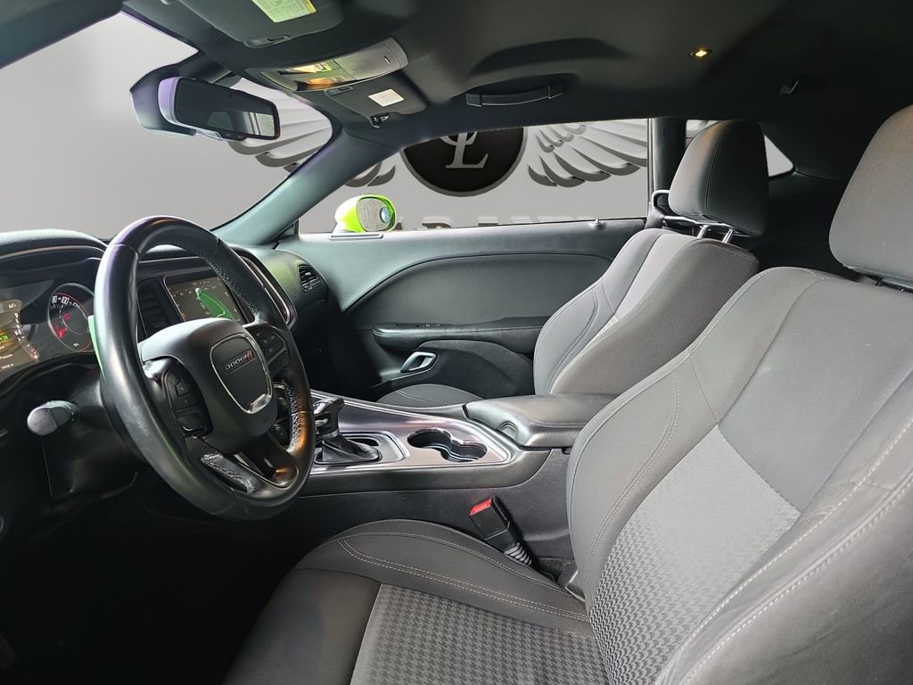 Used 2015 Dodge Challenger R/T w/ Quick Order Package 28B R/T image 9