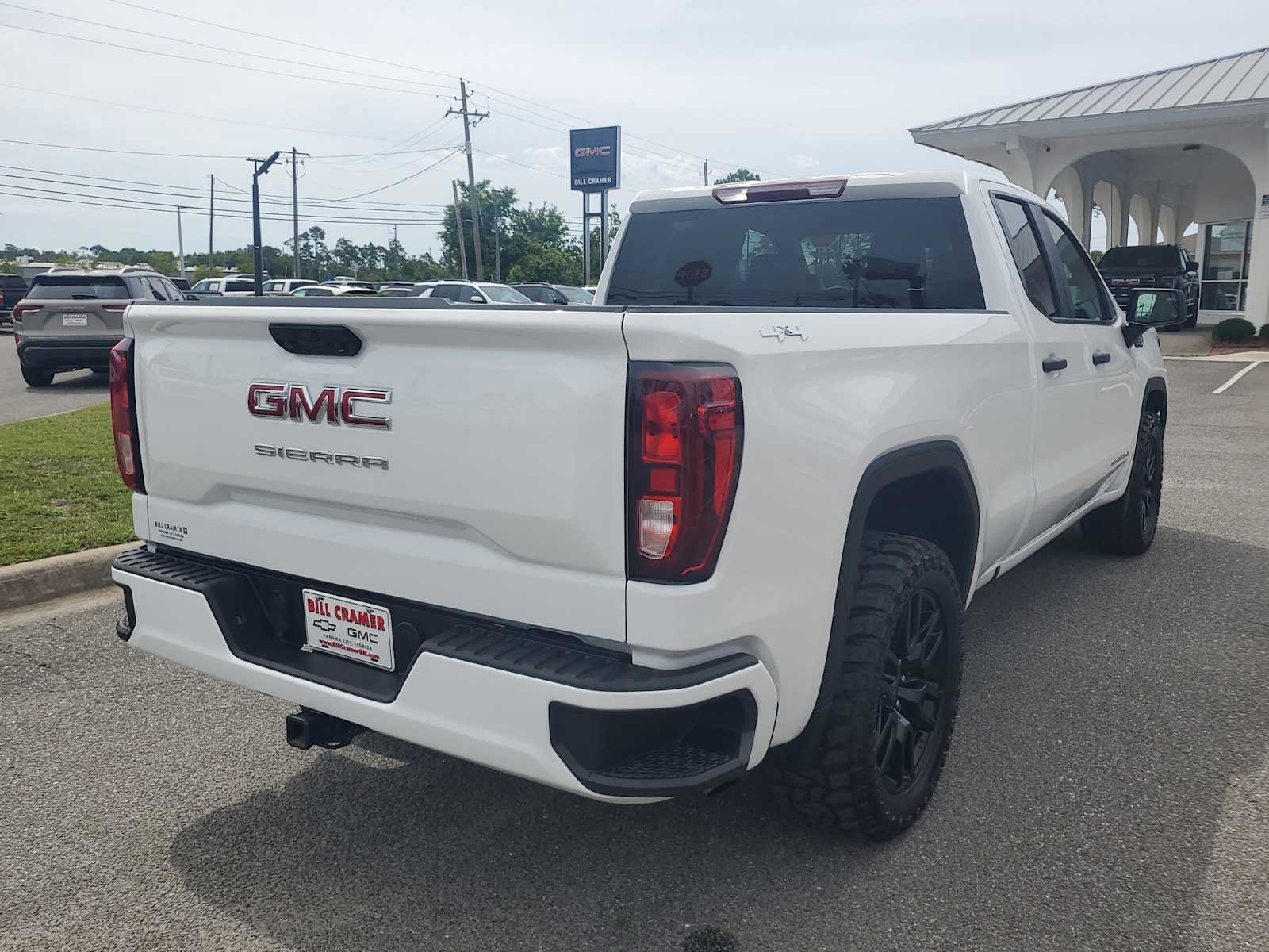 Used 2026 GMC Sierra 1500 Pro w/ Graphite Edition AWD/4WD image 6