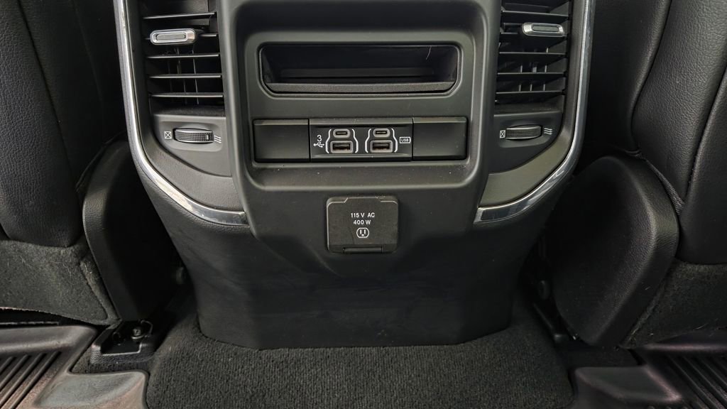 Used 2019 RAM 1500 Laramie image 29