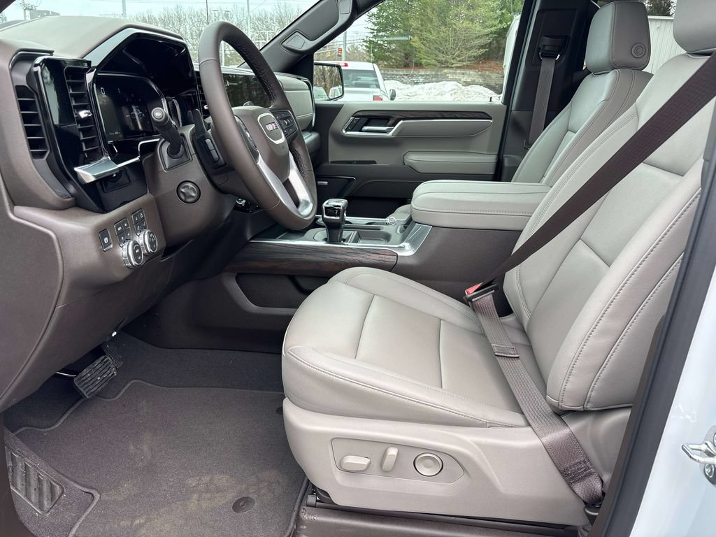 New 2026 GMC Sierra 1500 SLT w/ SLT Premium Plus Package AWD/4WD image 6
