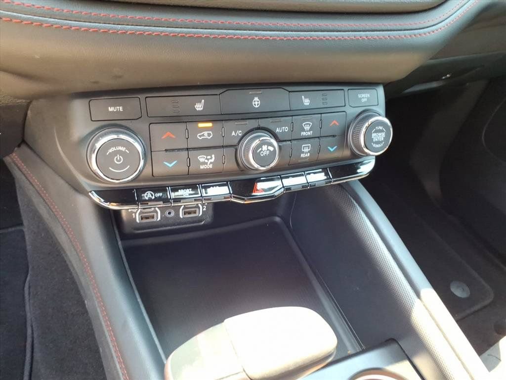 Used 2026 Dodge Durango GT AWD/4WD image 31