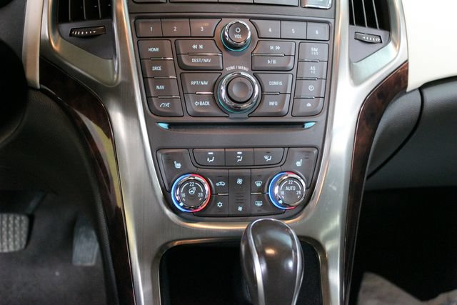 Used 2017 Buick Verano Leather w/ Experience Buick Package FWD image 19