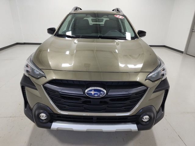Used 2025 Subaru Outback Limited w/ Popular Package #2 image 9
