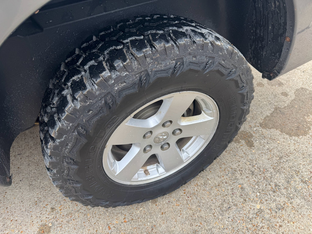 Used 2009 Dodge Ram 1500 Truck SLT image 10