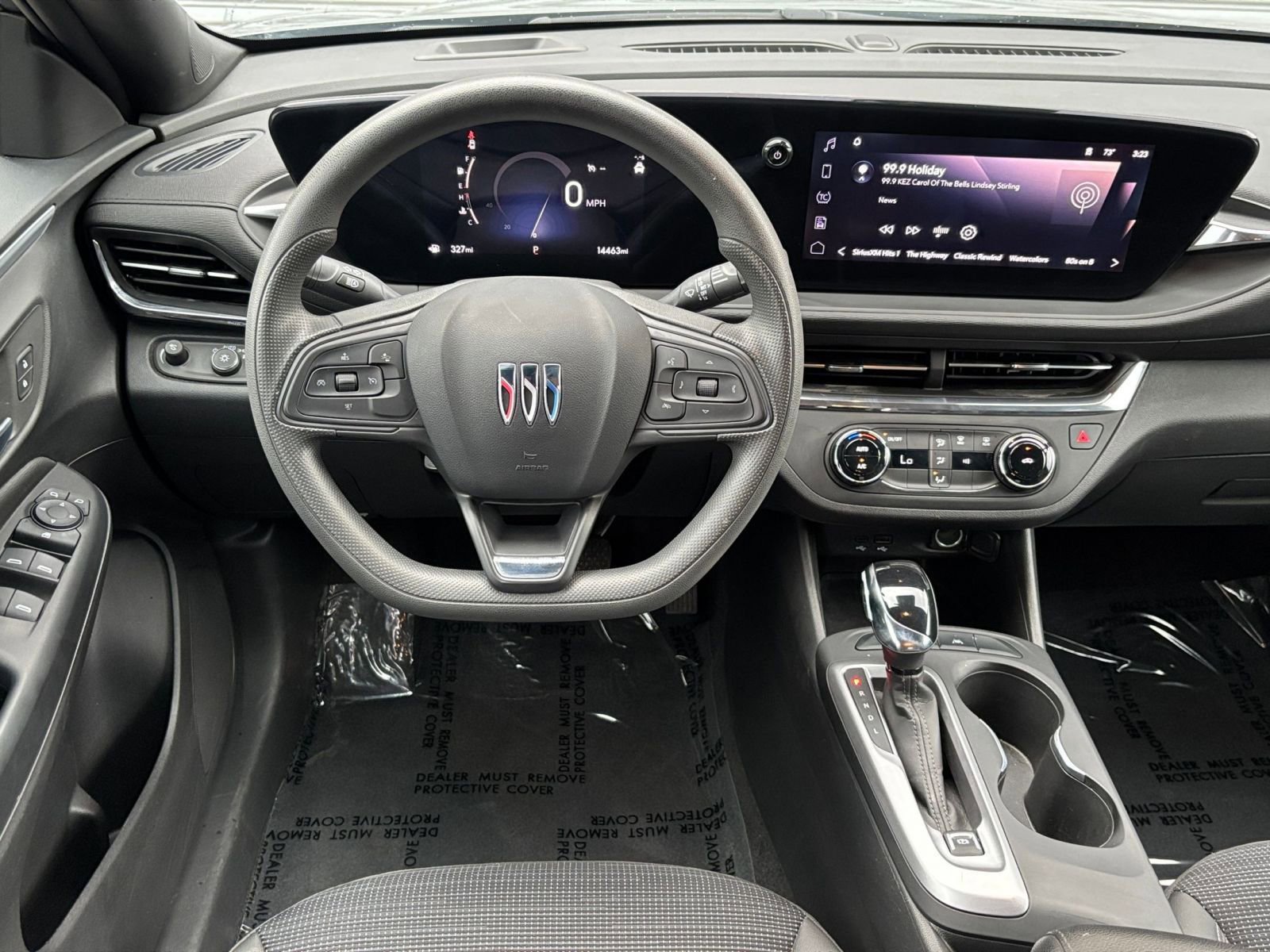 Used 2025 Buick Envista Preferred image 32