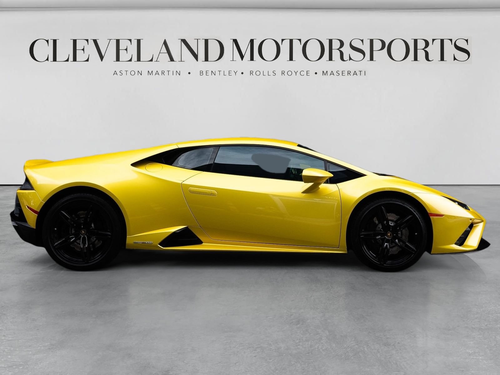 Used 2020 Lamborghini Huracan EVO RWD image 16