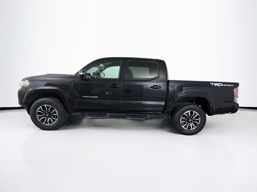 Used 2022 Toyota Tacoma TRD Sport w/ Technology Package RWD image 6