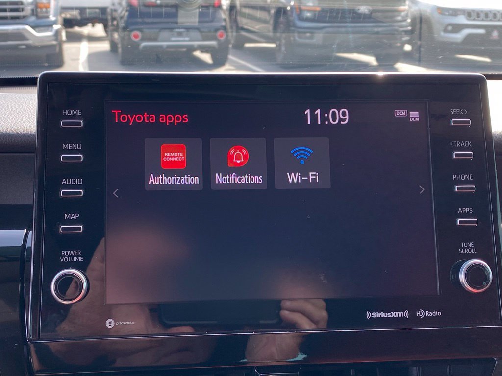 Used 2023 Toyota Camry XSE FWD image 17