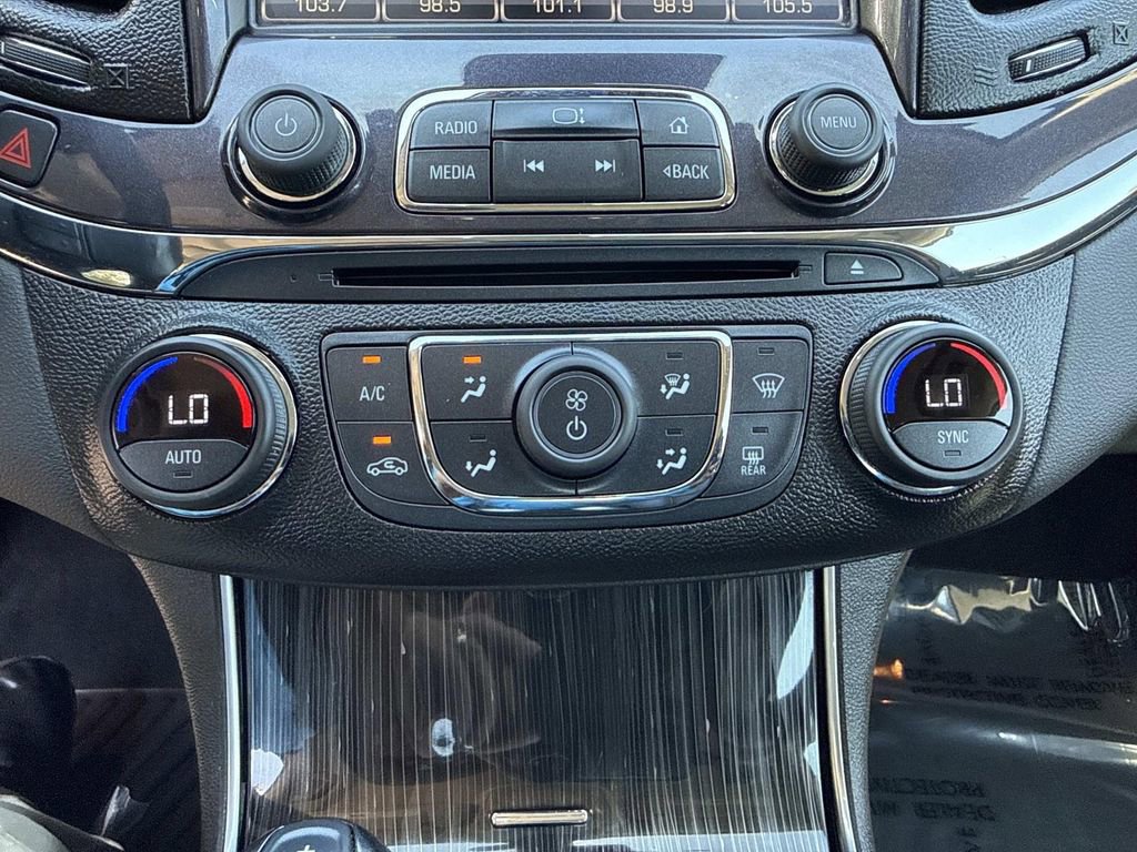 Used 2016 Chevrolet Impala LTZ FWD image 32
