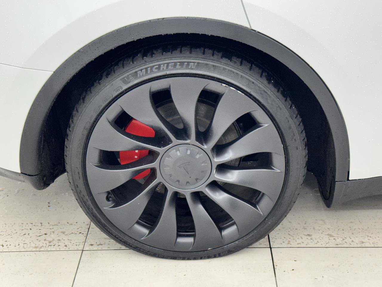 Used 2023 Tesla Model Y Performance AWD/4WD image 46