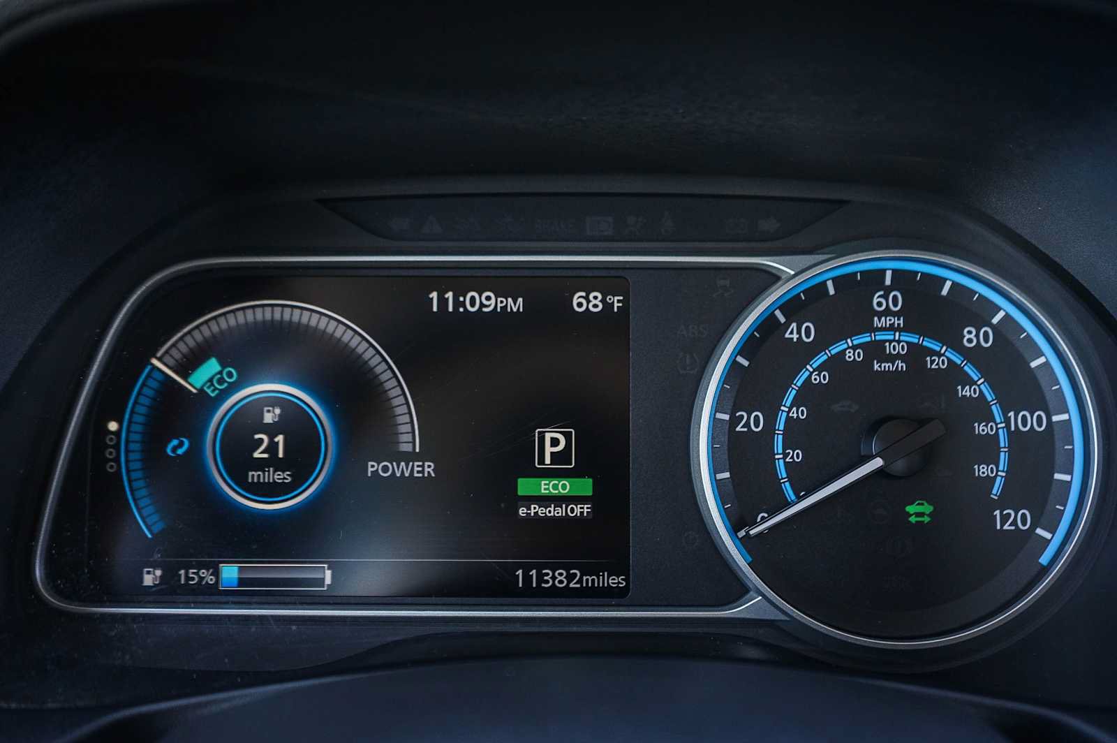 Used 2024 Nissan Leaf S FWD image 22