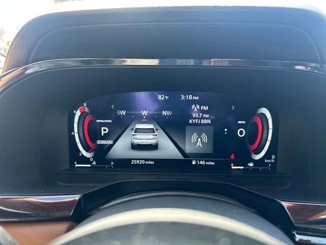 Used 2024 Nissan Pathfinder Platinum FWD image 15