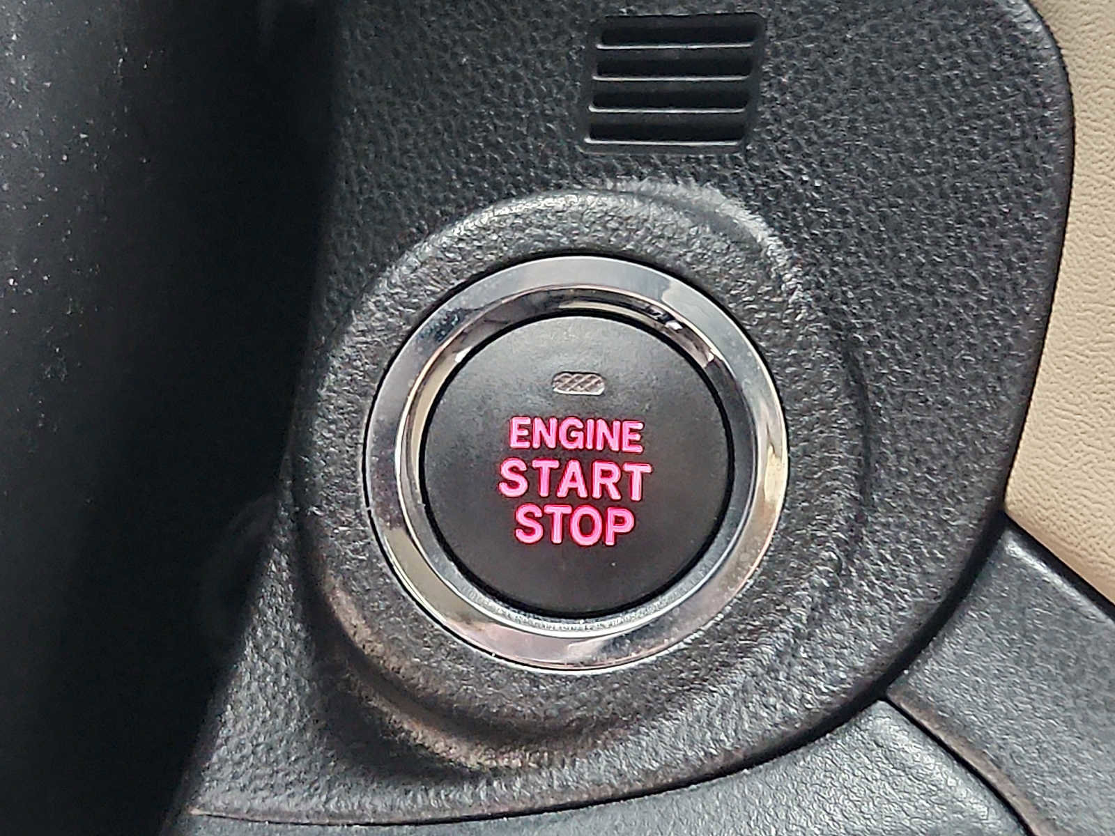 Used 2023 Subaru Outback Premium image 22