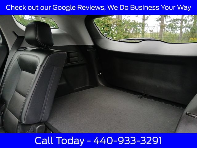 Used 2024 GMC Terrain SLT AWD/4WD image 36