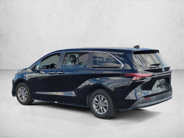 Used 2022 Toyota Sienna XLE FWD image 7
