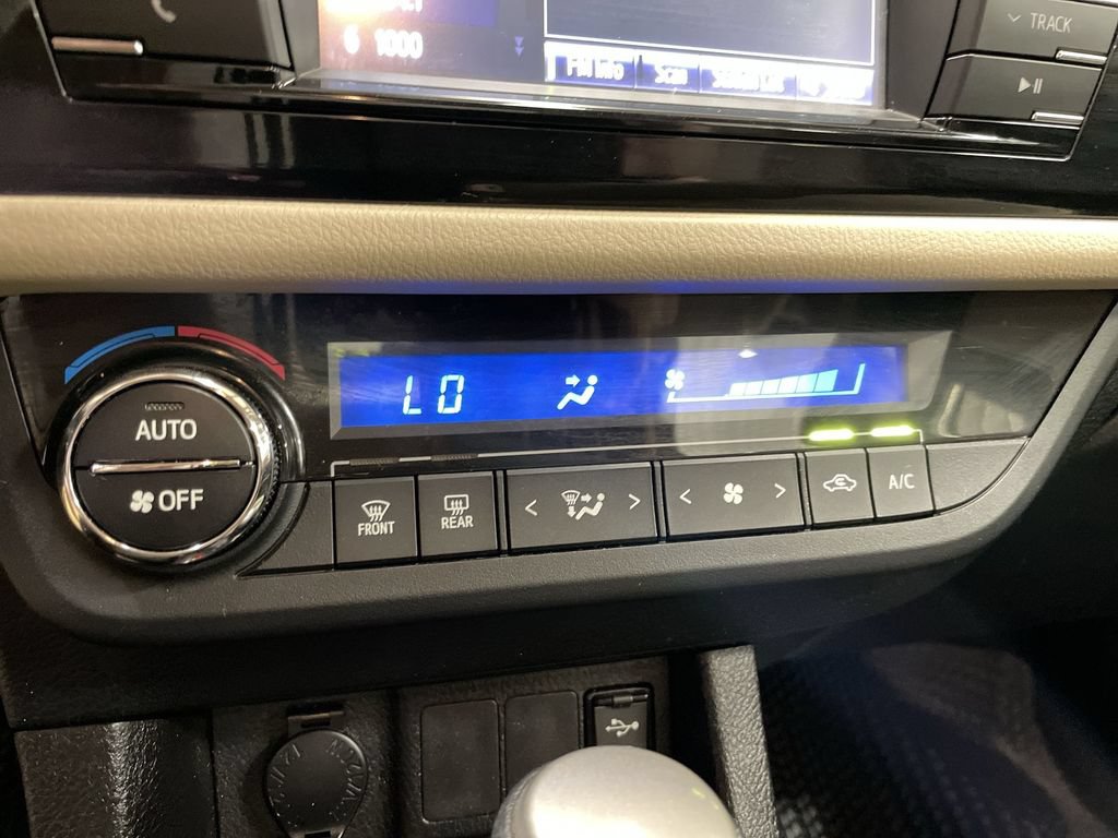 Used 2016 Toyota Corolla LE FWD image 20