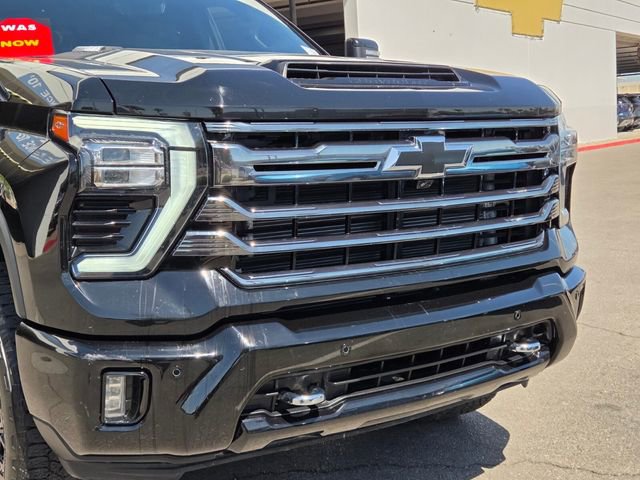 Certified 2024 Chevrolet Silverado 3500 High Country w/ High Country Premium Package AWD/4WD image 8