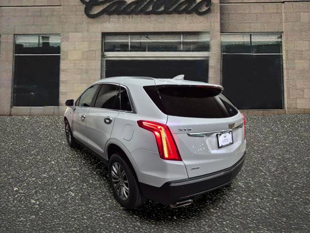 Used 2018 Cadillac XT5 Luxury w/ Driver Awareness Package AWD/4WD image 3