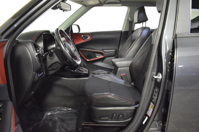 Used 2024 Kia Soul GT-Line w/ Option Group 020 FWD image 12