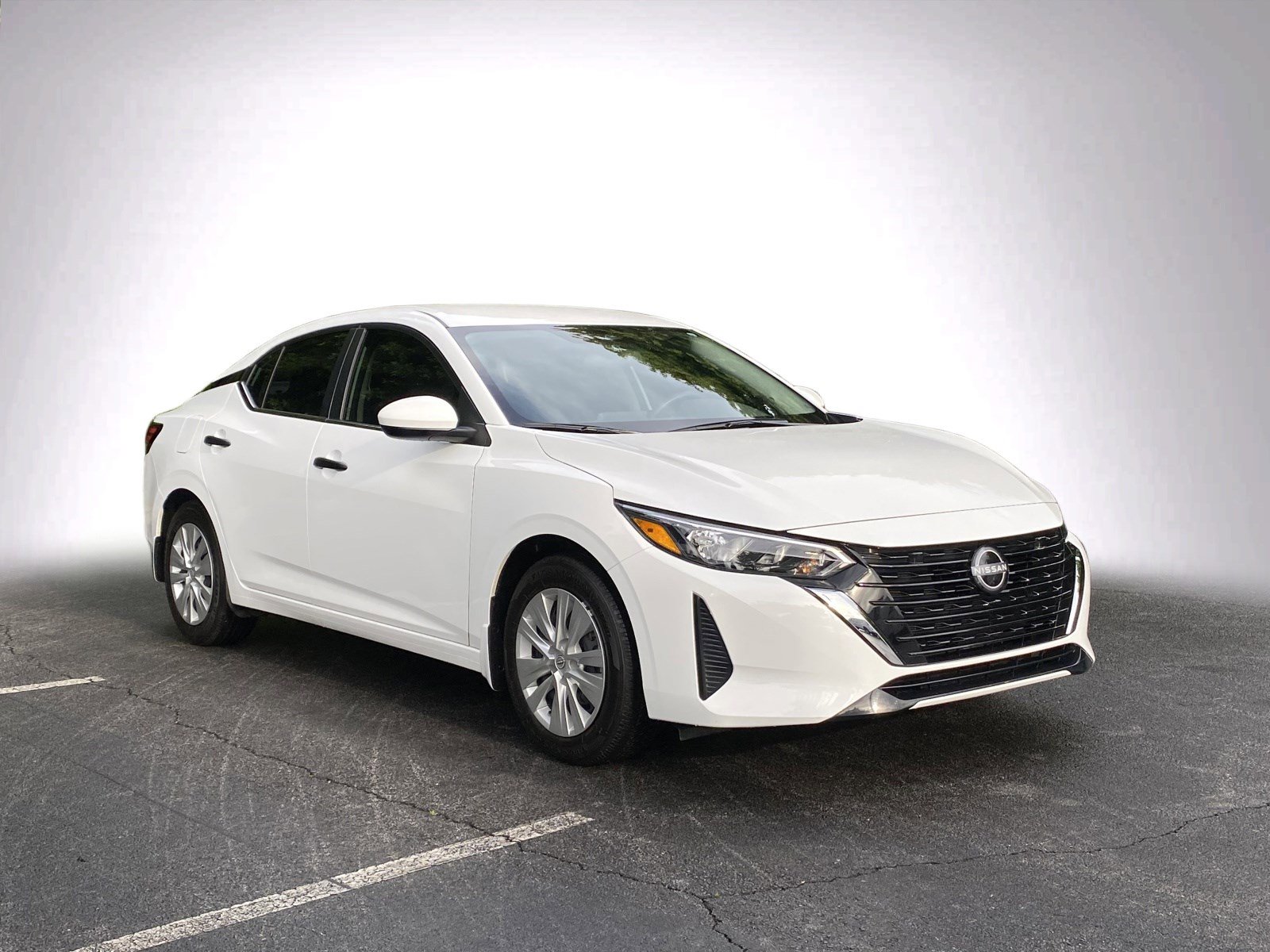 Used 2025 Nissan Sentra S FWD image 2