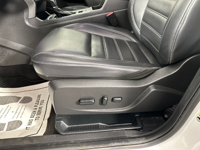 Used 2019 Ford Escape SEL AWD/4WD image 5