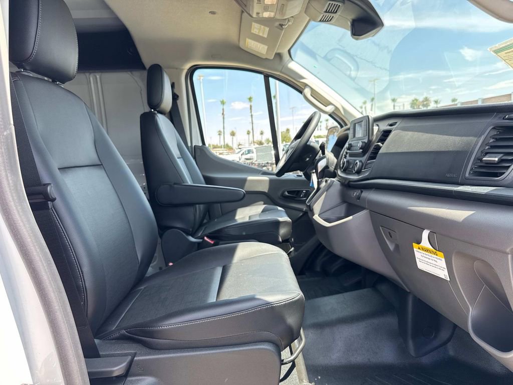 New 2025 Ford Transit 150 Low Roof image 21
