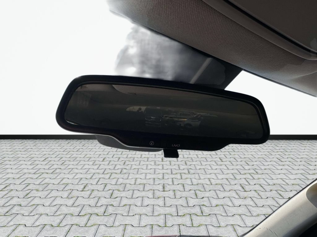 Certified 2022 Kia Niro EX Premium FWD image 29