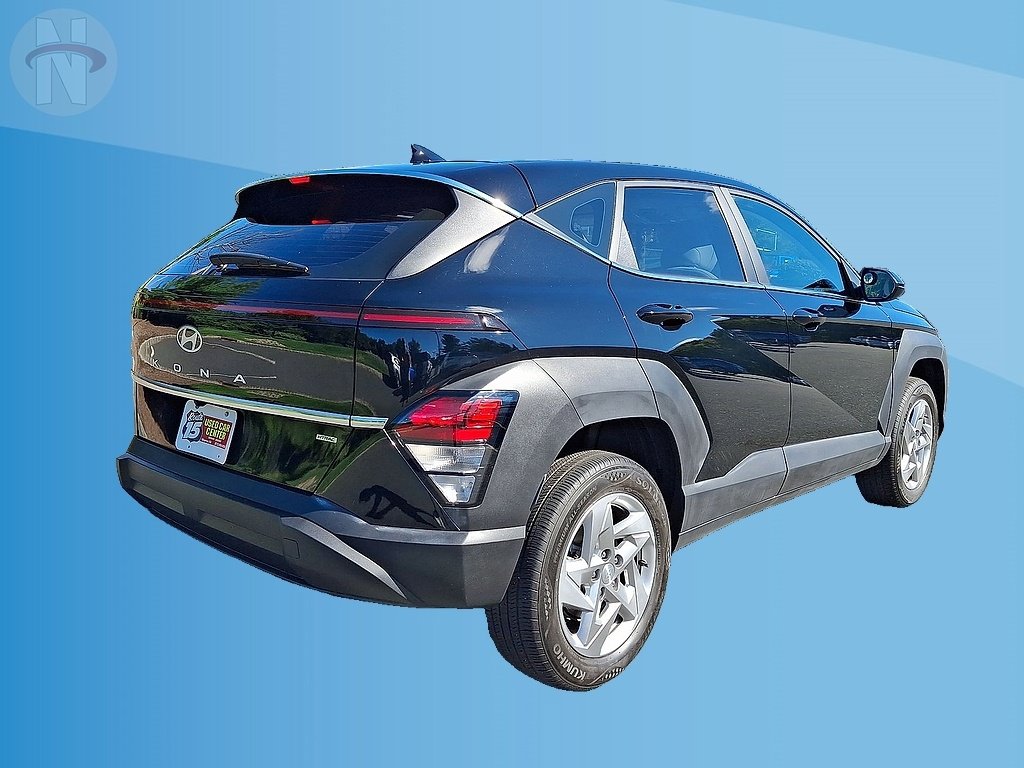 Used 2024 Hyundai Kona SE AWD/4WD image 12