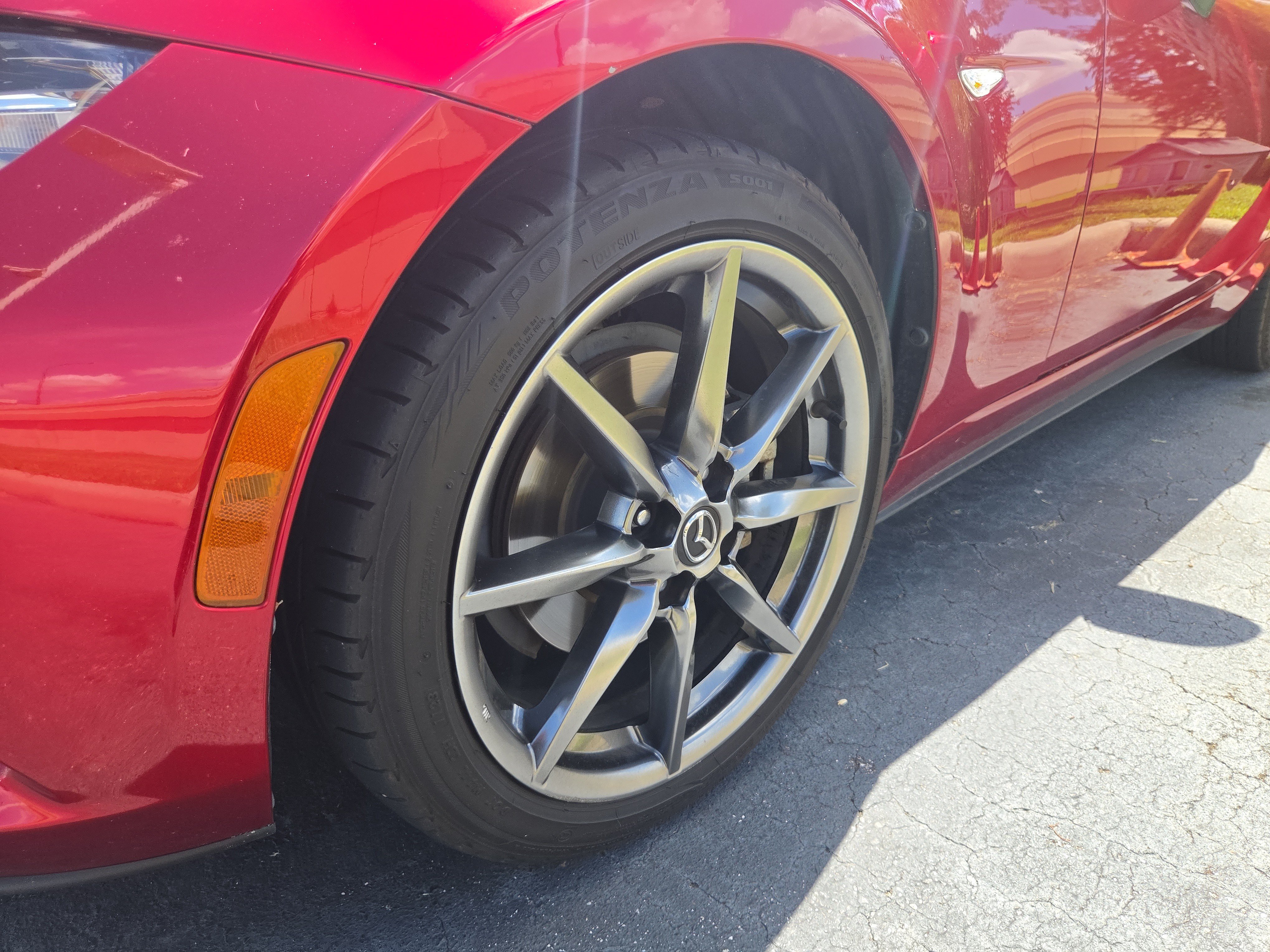 Used 2020 MAZDA MX-5 Miata RF Grand Touring RWD image 4
