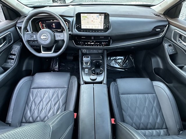 Used 2023 Nissan Rogue Platinum w/ Platinum Premium Package image 31