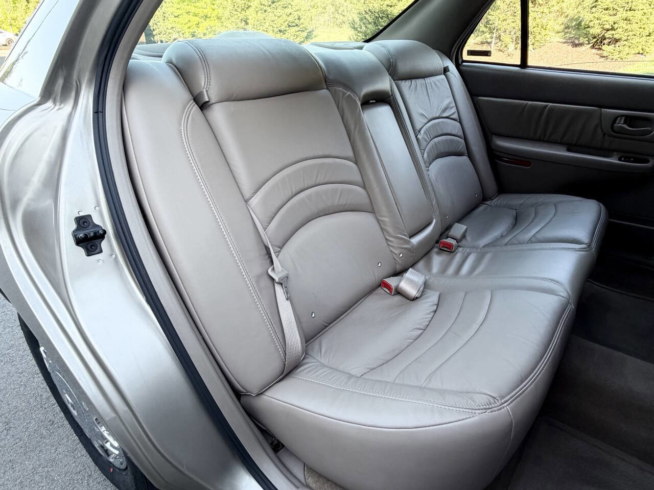 Used 2002 Buick Century Limited FWD image 22