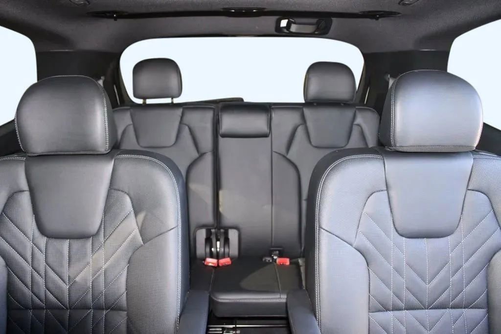 Used 2025 Kia Telluride SX X-Line image 33