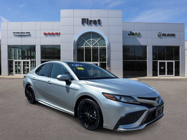 Used 2023 Toyota Camry XSE w/ Cold Weather Package AWD/4WD image 1