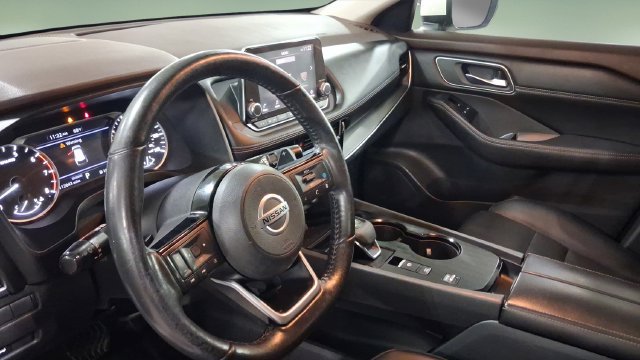 Used 2021 Nissan Rogue SV w/ Premium Package FWD image 26