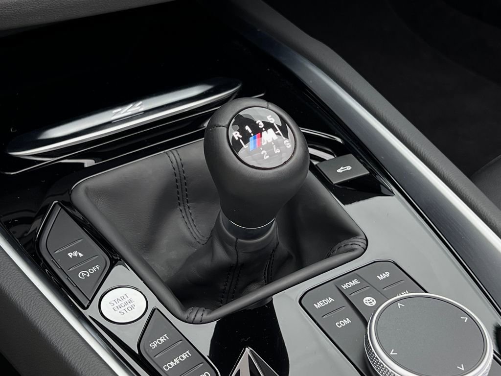 Certified 2025 BMW Z4 M40i w/ Edition image 24