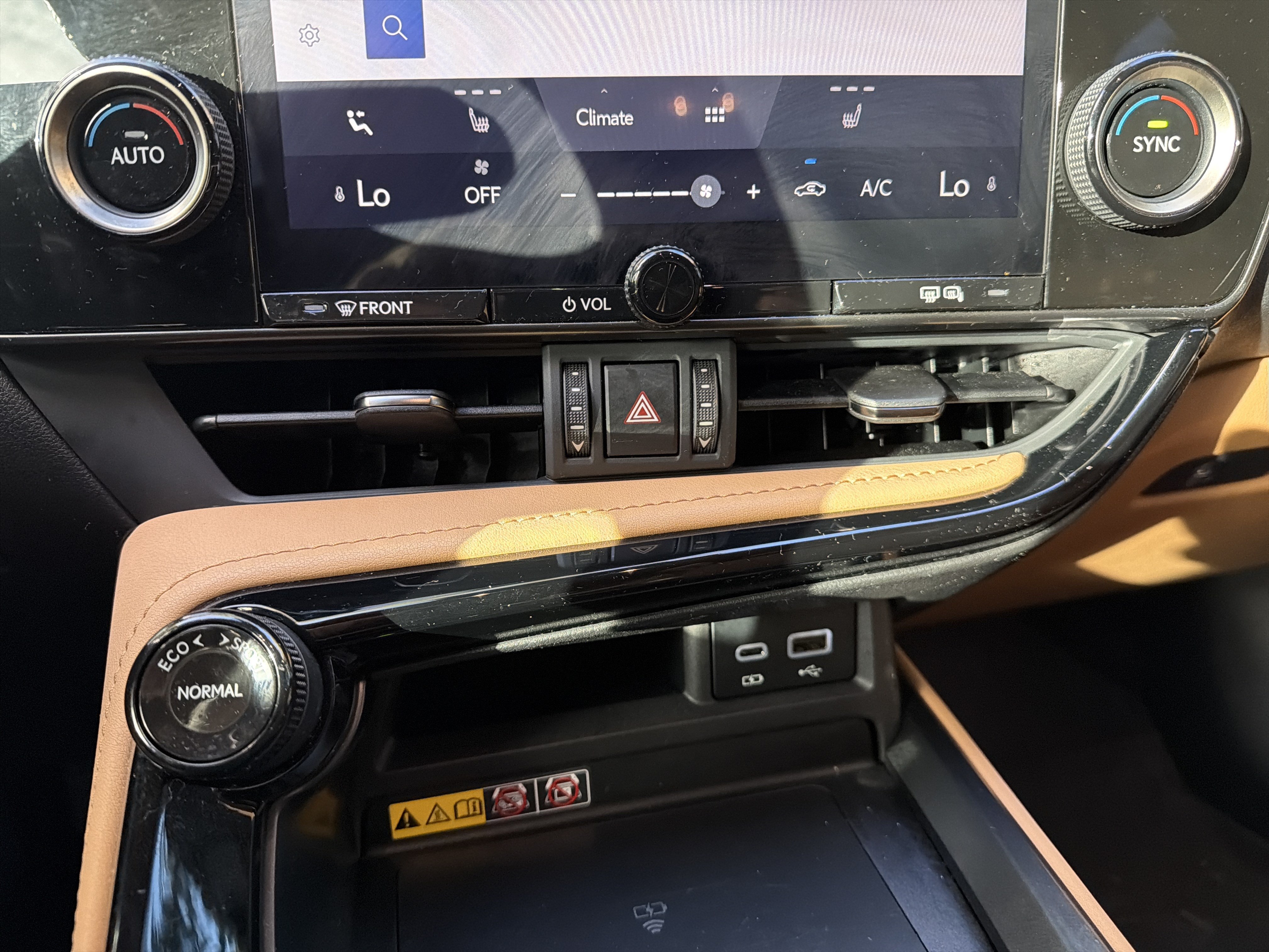 Certified 2025 Lexus NX 250 FWD w/ Accessory Package (2T) image 24