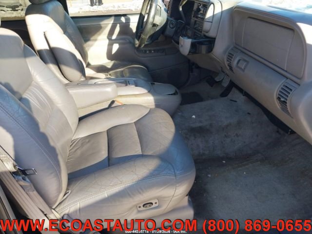 Used 1997 Chevrolet Suburban 4WD w/ Preferred Equipment Group 3 image 10