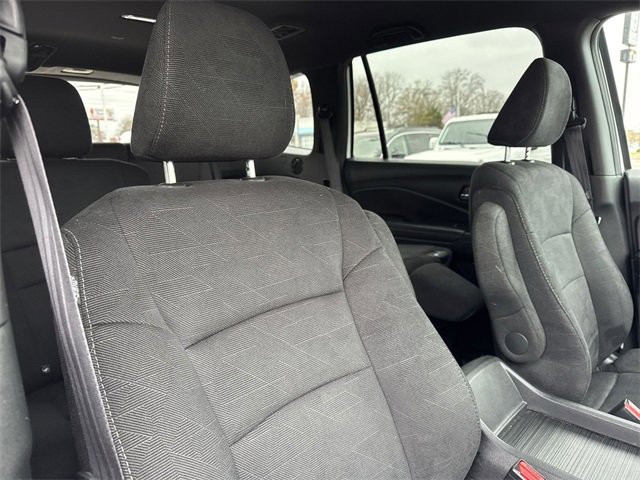 Used 2022 Honda Pilot Sport image 24