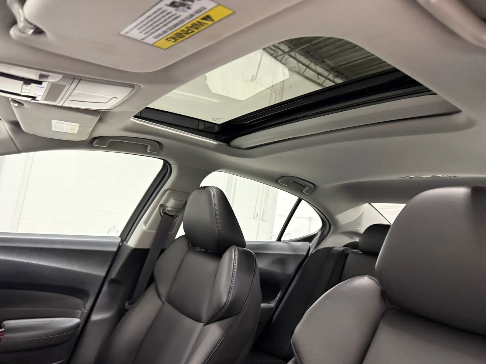Used 2017 Acura TLX FWD image 16