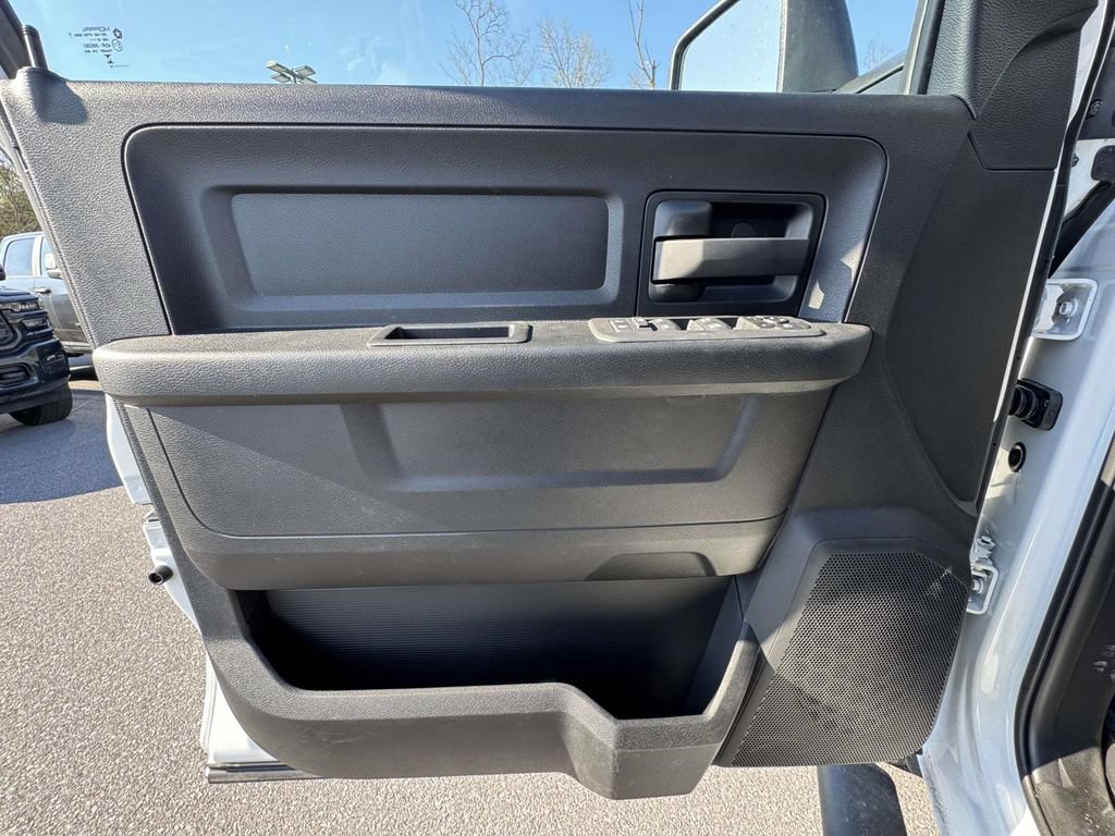 New 2026 RAM 3500 Tradesman AWD/4WD image 26