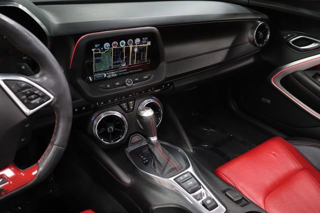 Used 2017 Chevrolet Camaro LT RWD image 35