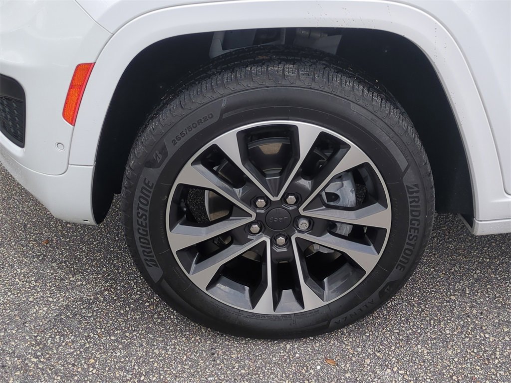 Certified 2021 Jeep Grand Cherokee L Overland image 11