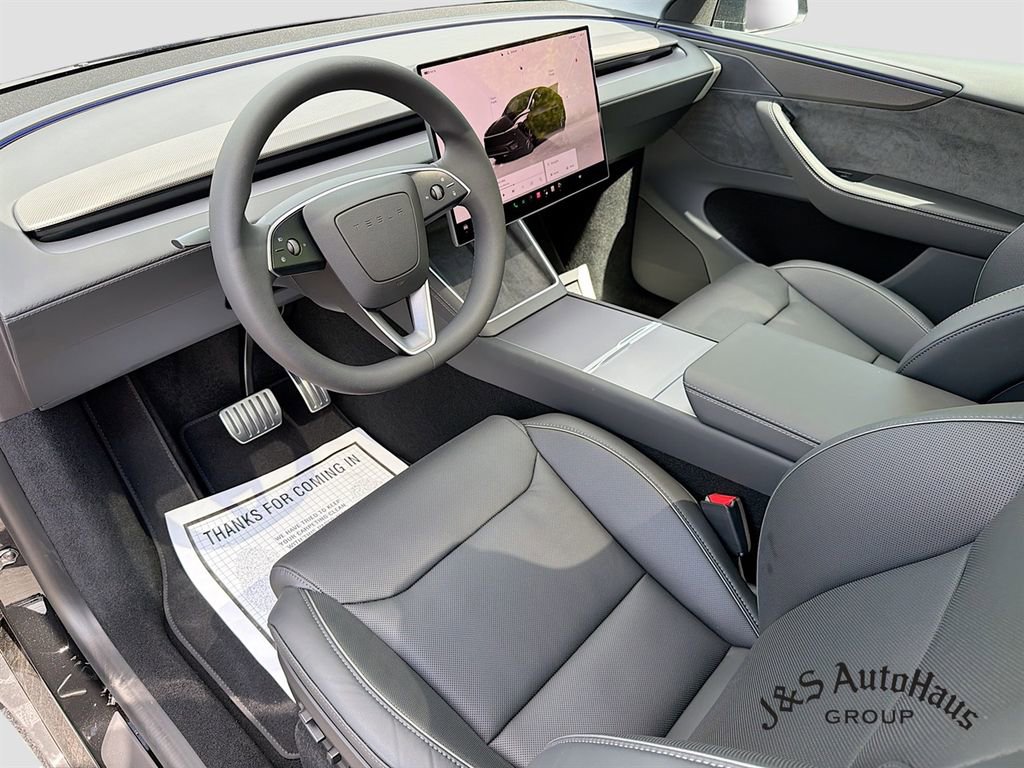 Used 2026 Tesla Model Y Performance AWD/4WD image 9