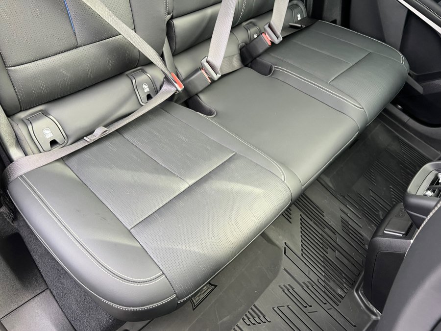 Used 2024 Cadillac Lyriq Luxury w/ LPO, Floor Liner Package image 45