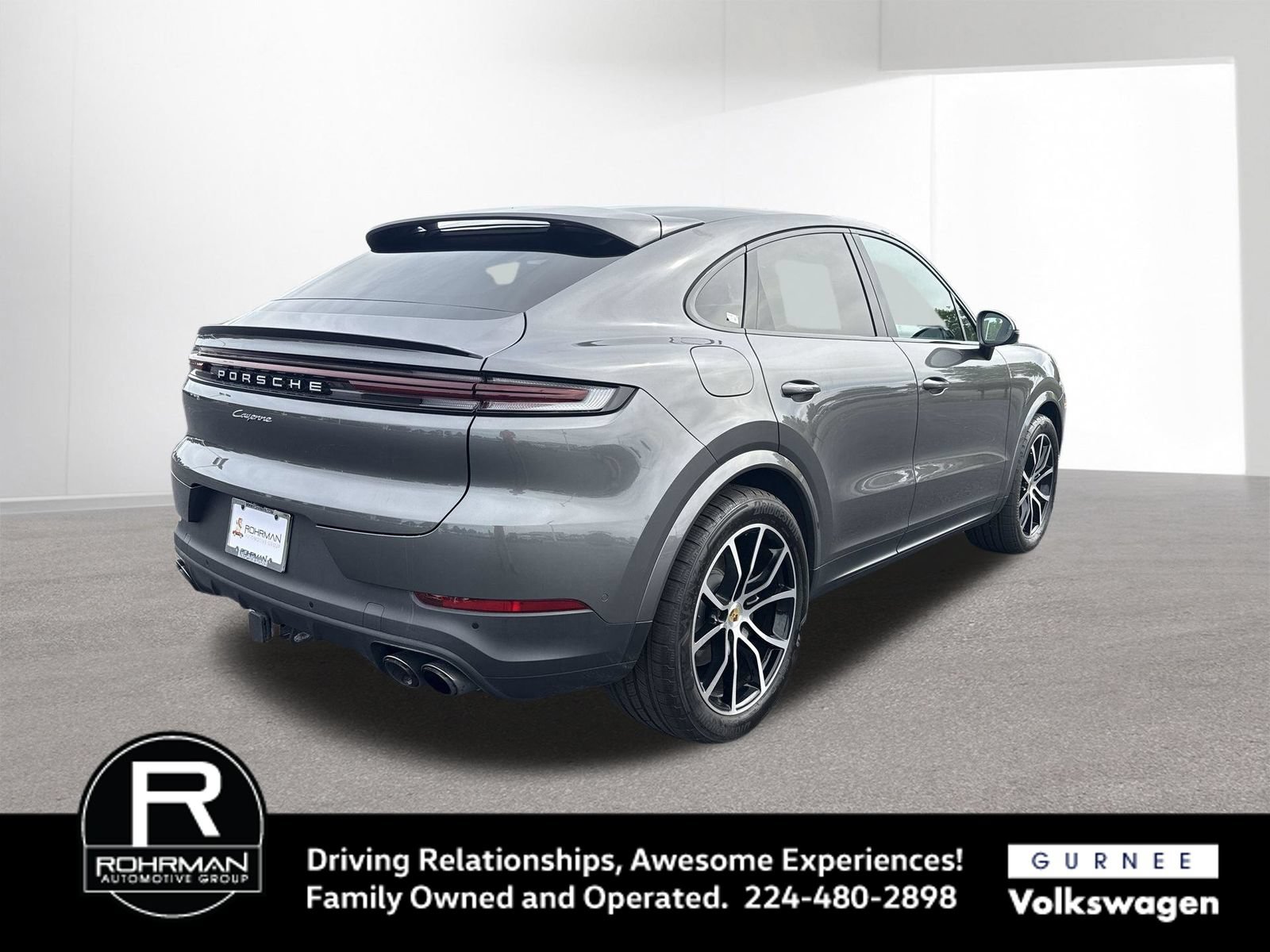 Used 2024 Porsche Cayenne Coupe AWD/4WD image 9