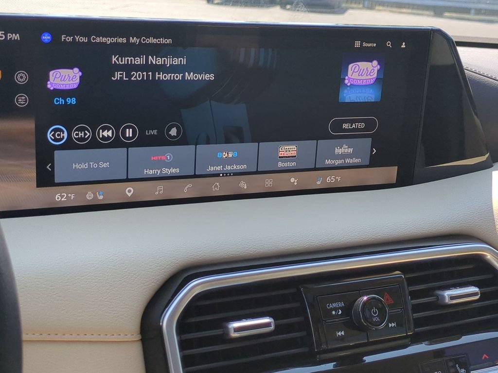 Used 2025 Nissan Armada Platinum AWD/4WD image 19